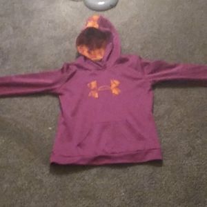 Under armour sweat shirt